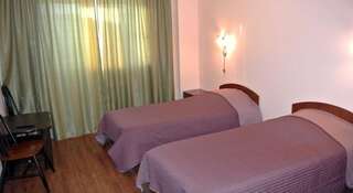 Гостиница Арт-Отель Галерея Таруса-5